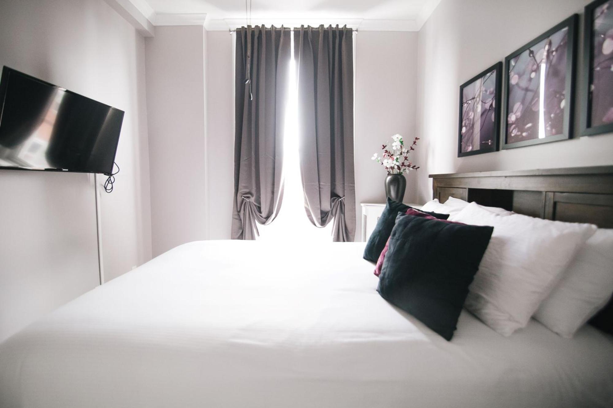 The Continental Hotel Centerville Екстериор снимка