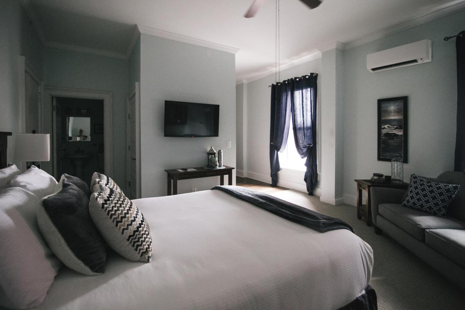 The Continental Hotel Centerville Екстериор снимка
