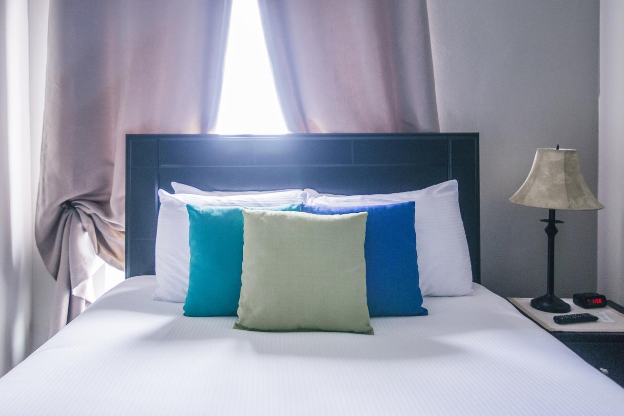 The Continental Hotel Centerville Екстериор снимка